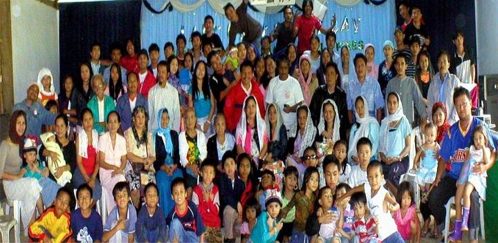 2006 Philippines FOT Group.jpg